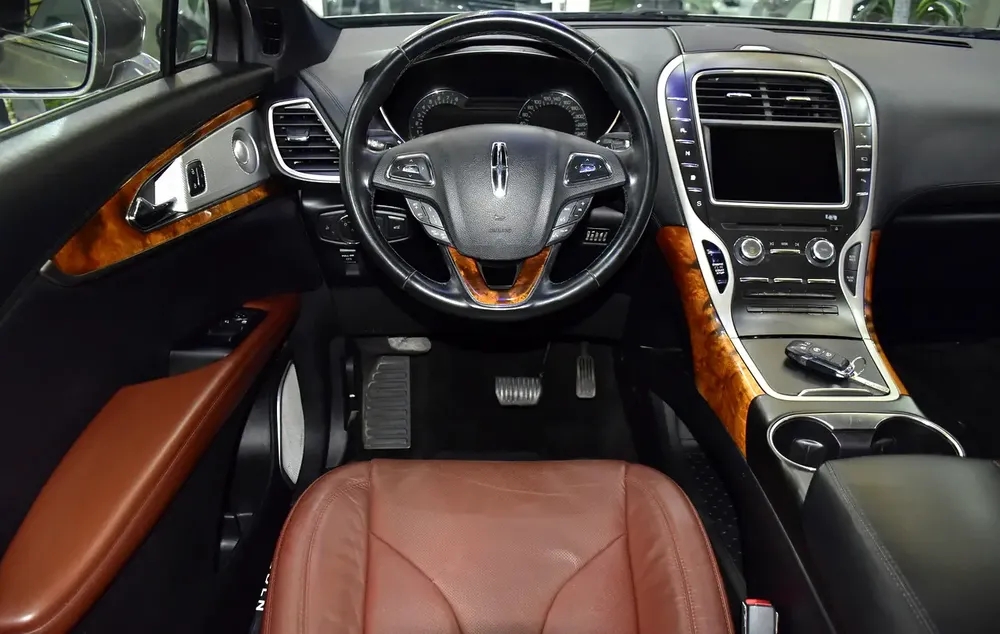 EXCELLENT DEAL for our Lincoln MKX 2.7 ECOBoost AWD ( 2016 Model ) in Beige Color GCC Specs - Image 12