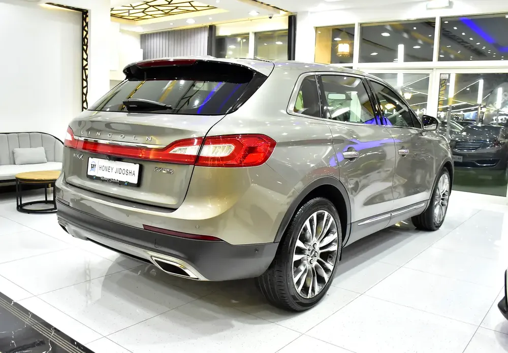 EXCELLENT DEAL for our Lincoln MKX 2.7 ECOBoost AWD ( 2016 Model ) in Beige Color GCC Specs - Image 6
