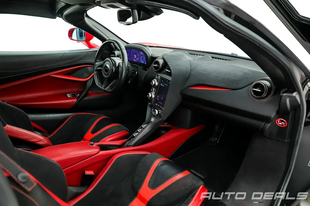 2018 Mclaren 720s | GCC Specs | Under Warranty | Low Mileage | Full Option | Excellent Condition - Image 10