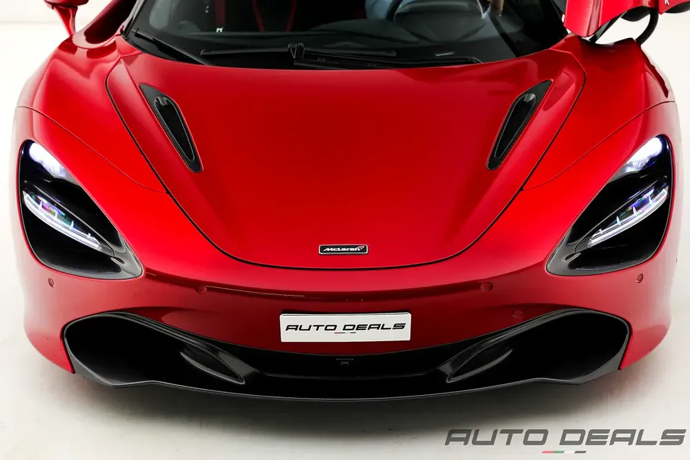 2018 Mclaren 720s | GCC Specs | Under Warranty | Low Mileage | Full Option | Excellent Condition - Image 6