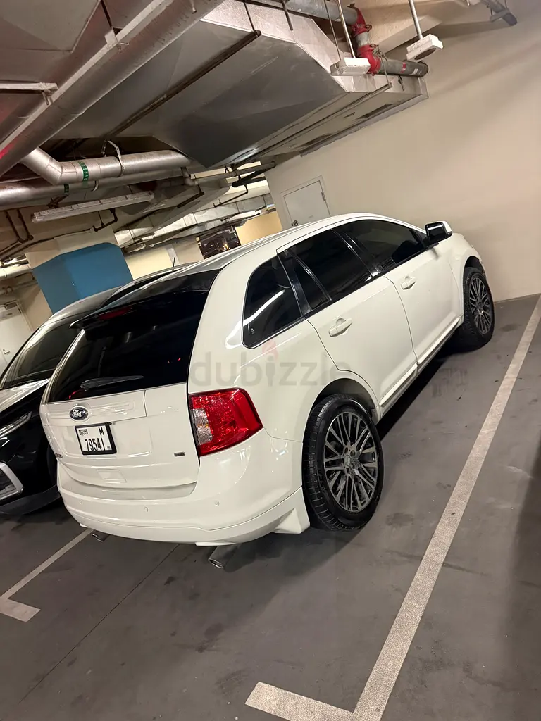 Ford Edge SE 2011 | Canadian Specs | Well Maintained - Image 9