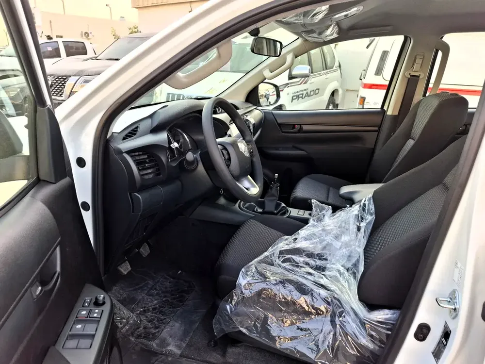 Toyota Hilux 2.4L M/T EU Spec. (Export Only) - Image 11
