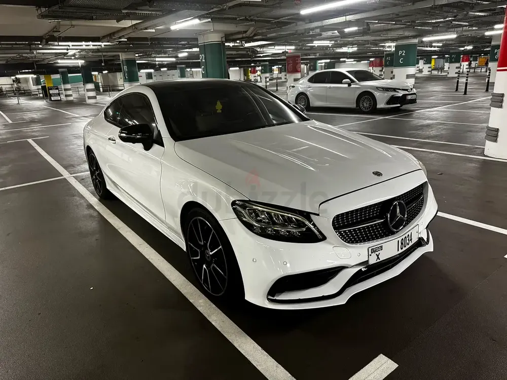 Mercedes-Benz C-Class 300 - 2020 American specs - Image 4