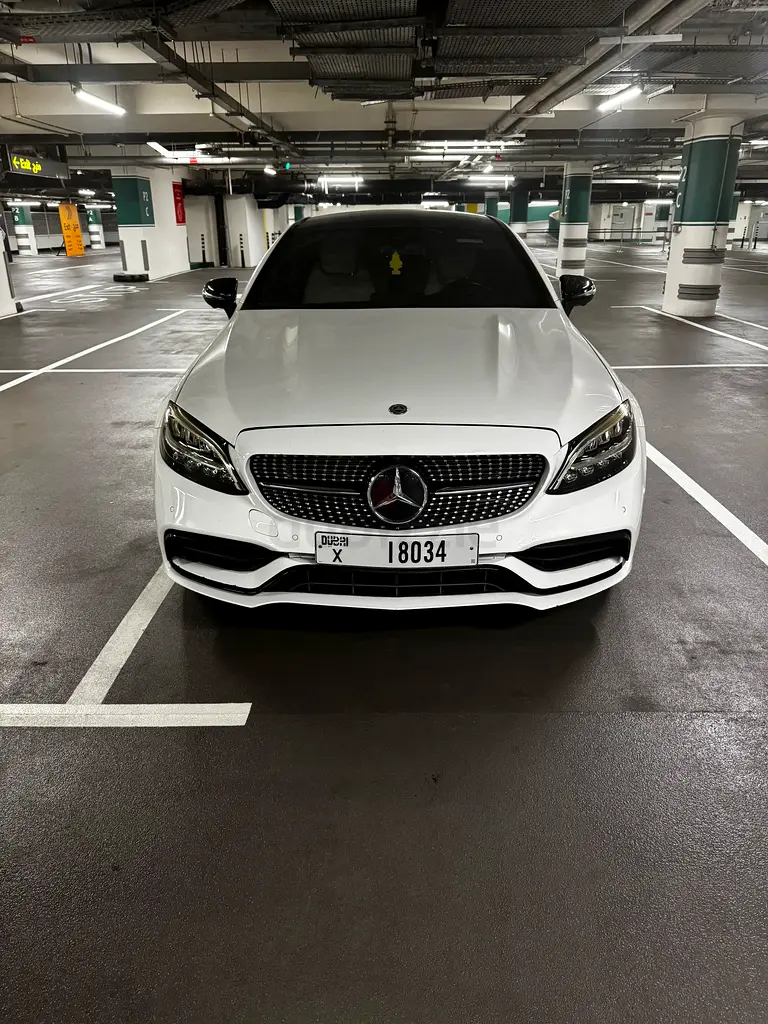 Mercedes-Benz C-Class 300 - 2020 American specs - Image 5