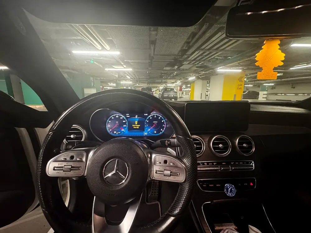 Mercedes-Benz C-Class 300 - 2020 American specs - Image 9