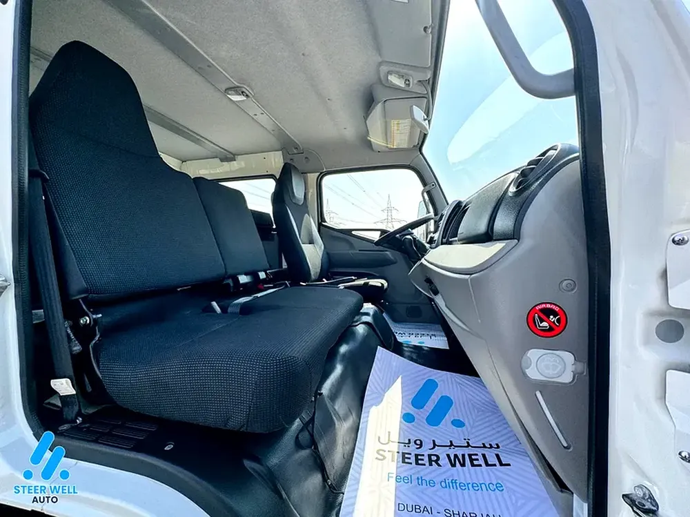 2024 Mitsubishi Canter 3.0L Diesel Automatic RWD | Dual Cab Commercial Truck | GCC Specs - Image 13