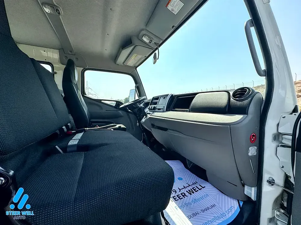 2024 Mitsubishi Canter 3.0L Diesel Automatic RWD | Dual Cab Commercial Truck | GCC Specs - Image 16
