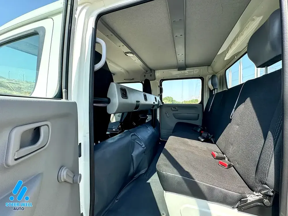 2024 Mitsubishi Canter 3.0L Diesel Automatic RWD | Dual Cab Commercial Truck | GCC Specs - Image 17