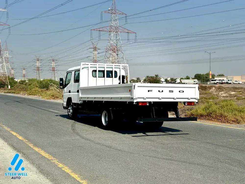 2024 Mitsubishi Canter 3.0L Diesel Automatic RWD | Dual Cab Commercial Truck | GCC Specs - Image 7