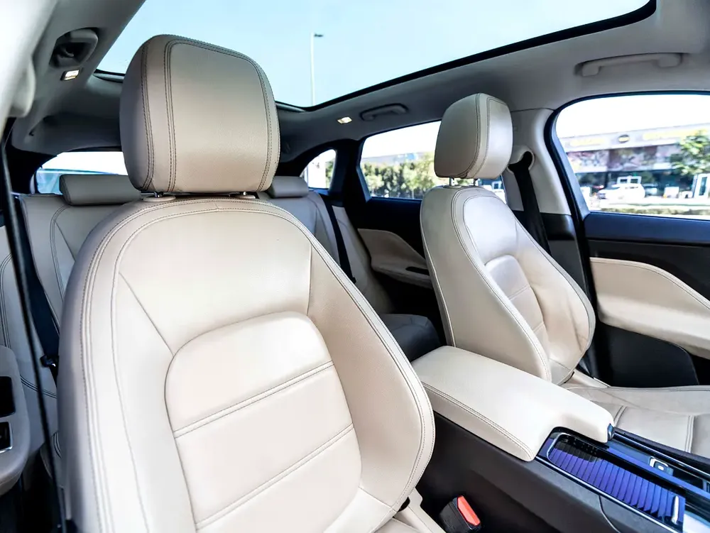 0% DOWN PAYMENT | 🚀FAST-TRACK FINANCING | JAGUAR F-PACE 25T | JUNE EDITION | GCC - Image 11