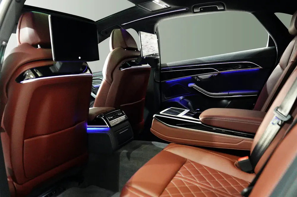 Audi A8 55 TFSI Quattro - 2023 - Image 8