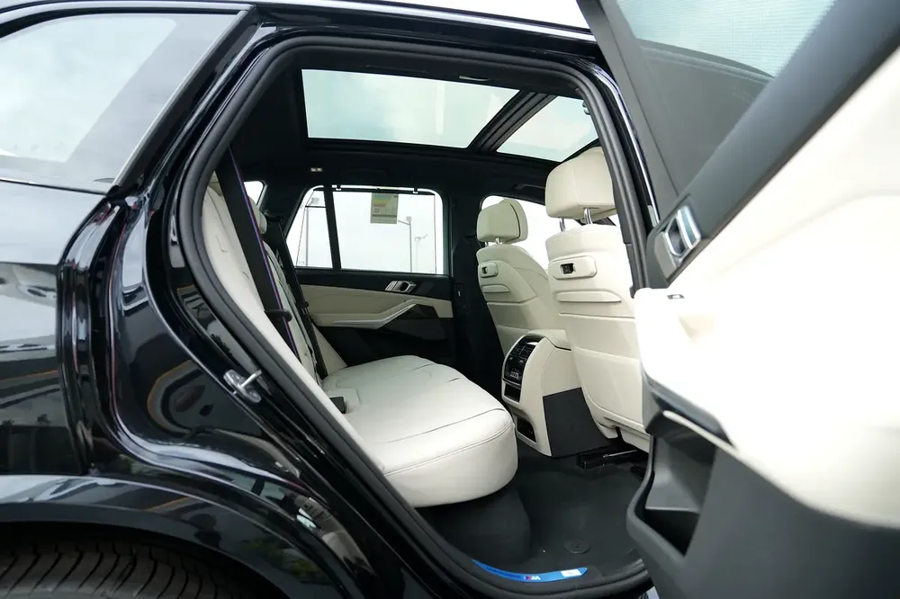 BMW X5 xDrive40i M Sport 2026 | GCC Specs | Brand New - Image 14