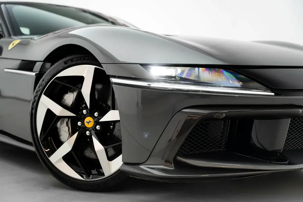 2025 FERRARI 12 CILINDRI - Image 6
