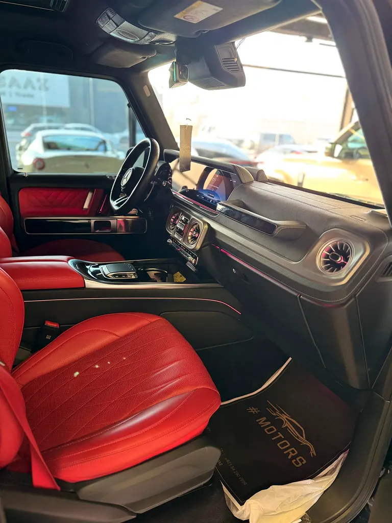 2025 Mercedes-Benz G 63 AMG - Korean Specs - Brand New - Image 16