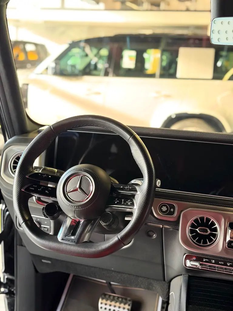2025 Mercedes-Benz G 63 AMG - Korean Specs - Brand New - Image 9