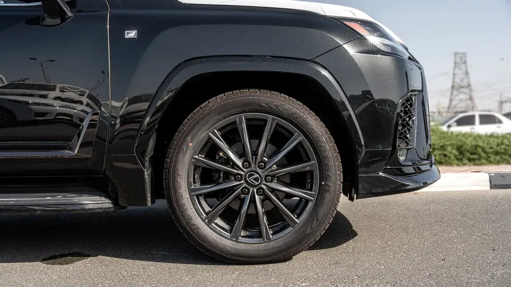 2026 Lexus LX600 F-Sport 3.5L AT Petrol (Black-Red) - Image 6