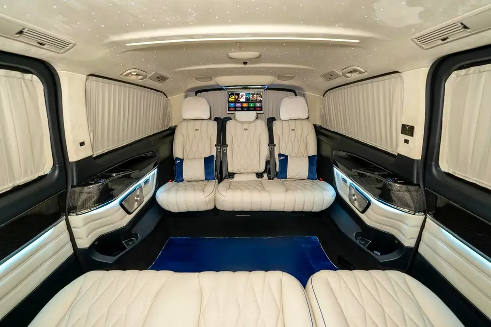 NEW ARRIVAL 2026 MODEL LUXURY MERCEDES GCC V300 with ADDITIONAL REAR AC-2 YEARS WARRANTY BY VLINE - Image 6