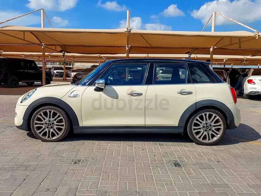 AED 1912/month | 2015 MINI Cooper  | GCC Specs | Ref#415068 - Image 5