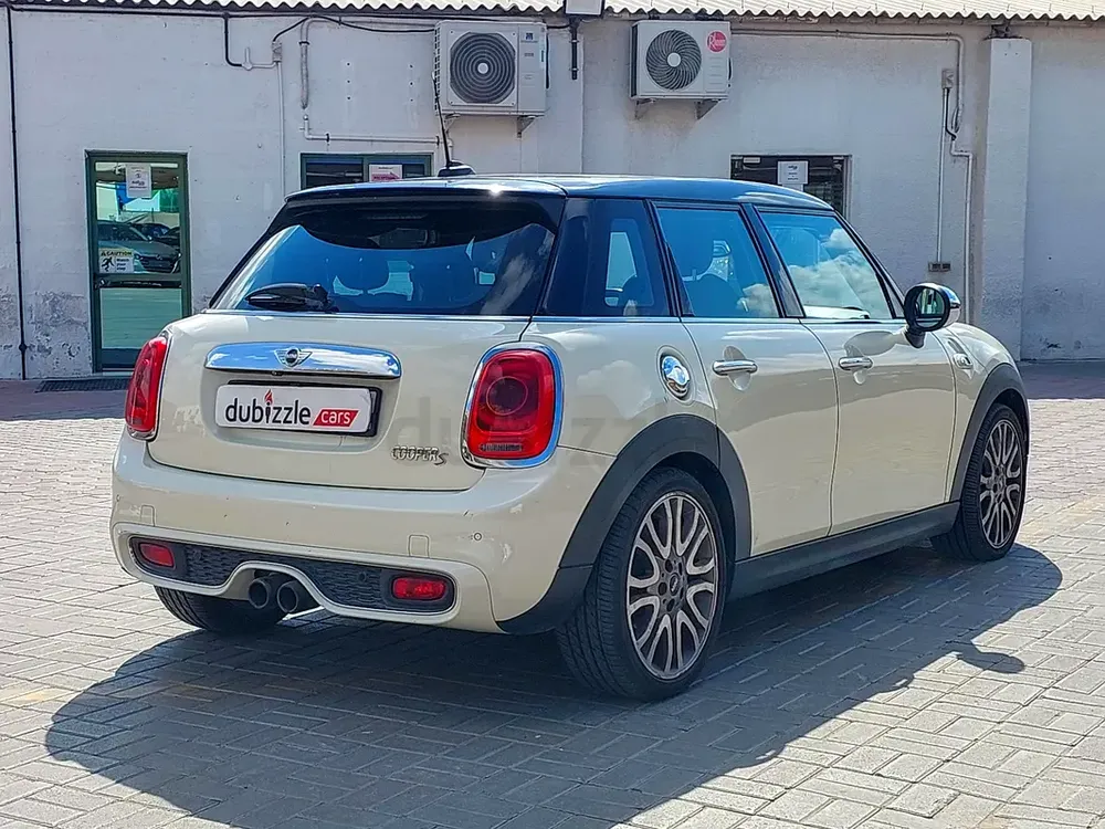 AED 1912/month | 2015 MINI Cooper  | GCC Specs | Ref#415068 - Image 6