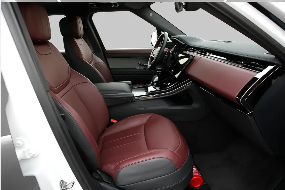 RANGE ROVER SPORT DYNAMIC 2024 - GCC - ALTAYER WARRANTY - FULLY LOADED - AMAZING CONDITION - Image 10