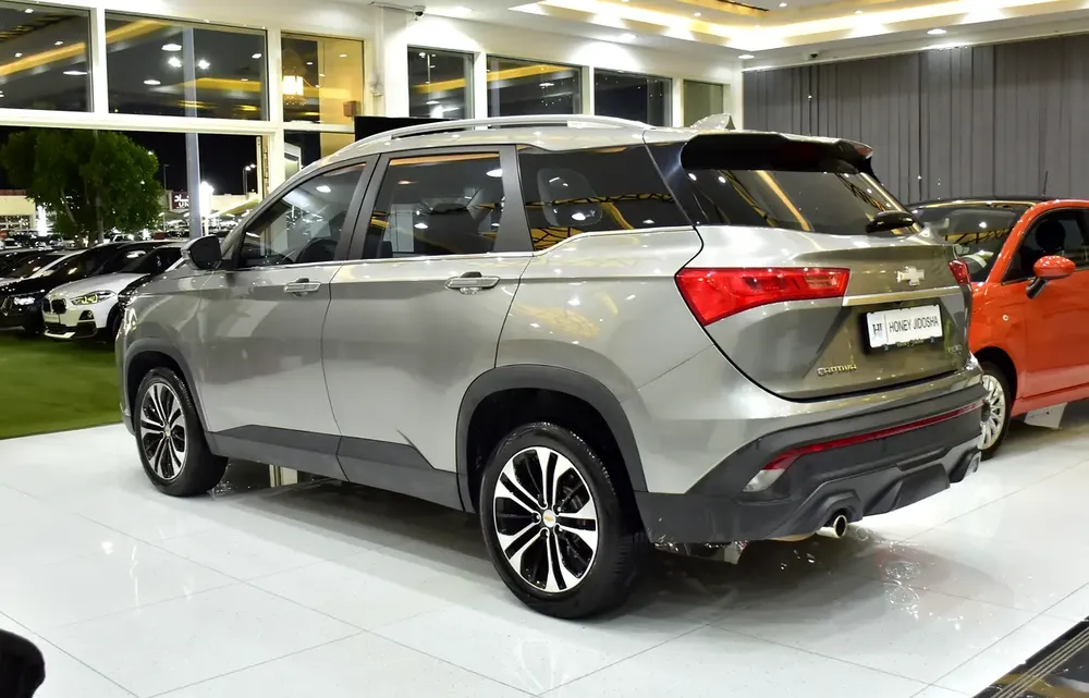 AED 833 EMi at 0% DP | Chevrolet Captiva Premier ( 2023 Model ) in Grey Color GCC Specs - Image 7