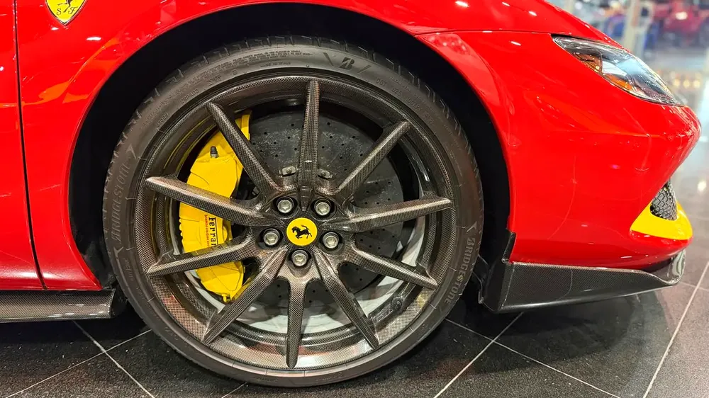 FERRARI 296 GTB, ASSETTO FIORANO PACKAGE, FULL OPTION, CARBON FIBER SPECIFICATION - Image 9