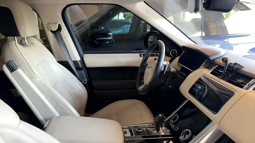 Land Rover Range Rover Sport 2021 for Sale - Image 4