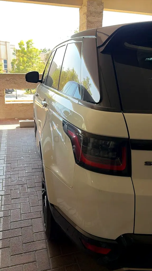 Land Rover Range Rover Sport 2021 for Sale - Image 7