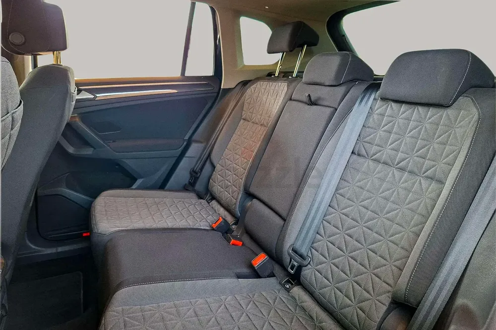 AED 1292/month | 2023 Volkswagen Tiguan  | GCC Specs | Ref#454235 - Image 12
