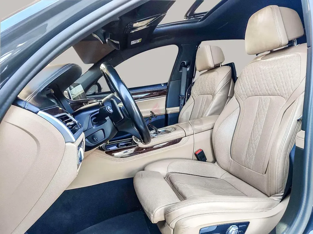 AED 2431/month | 2022 BMW 7-Series 730i Exclusive | GCC Specs | Ref#470649 - Image 11