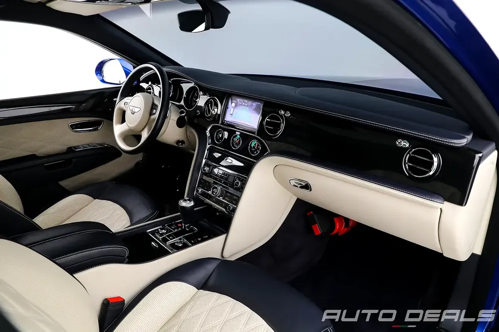 2017 Bentley Mulsanne Speed  | GCC Specs | Full Service History | Full Option | 6.75L V8 - Image 12