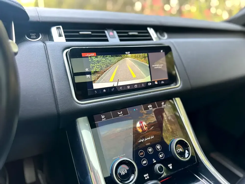 2019 Range Rover Sport HSE – SVR Kit | 3.0L V6 | 340 HP | Perfect Condition - Image 17