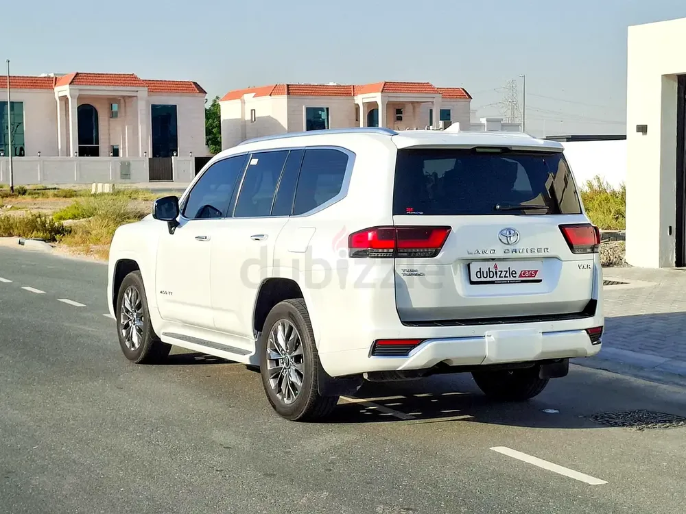 AED 4634/month | 2023 Toyota Land Cruiser  | GCC Specs | Ref#472735 - Image 8