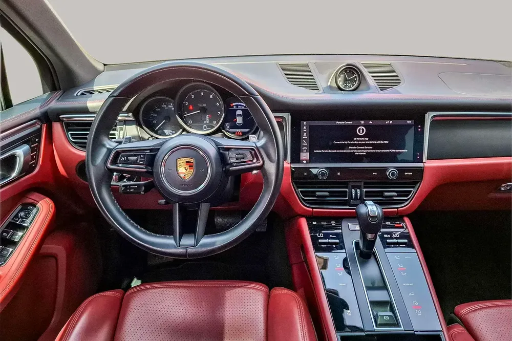AED 2659/month | 2023 Porsche Macan  | GCC Specs | Ref#449029 - Image 10