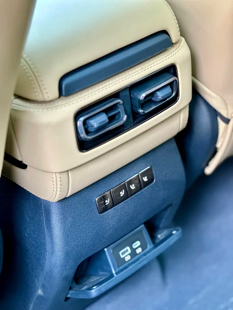 BYD LEOPARD 5 2025 HYBRİD ULTRA - Image 13