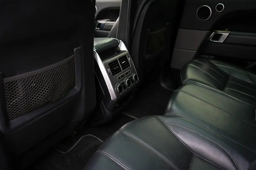 Land Rover Range Rover Sport HSE 2014 | GCC Specs | Well Maintained - Image 18