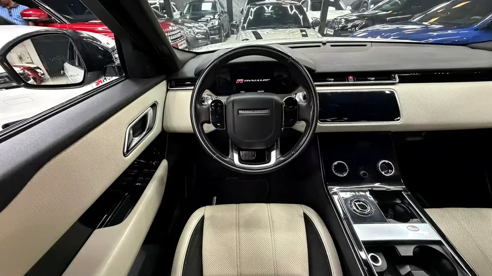 AED 1604/M | Velar P380 R Dynamic | GCC Specs | Warranty - Image 13