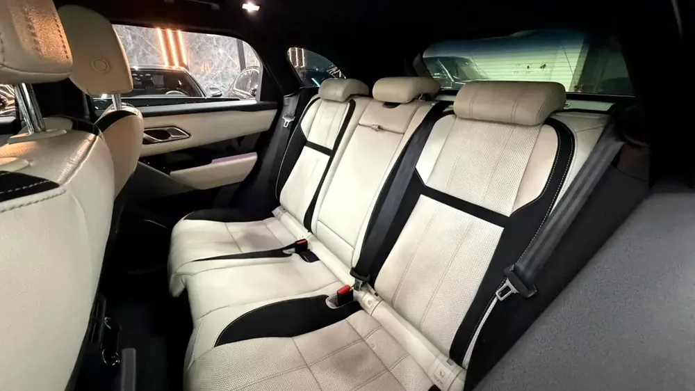 AED 1604/M | Velar P380 R Dynamic | GCC Specs | Warranty - Image 18