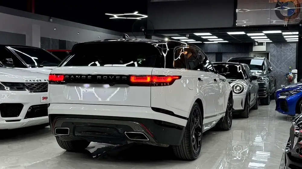 AED 1604/M | Velar P380 R Dynamic | GCC Specs | Warranty - Image 5