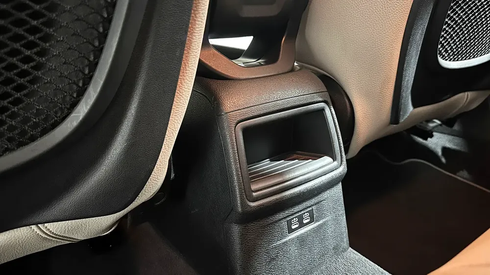 AED 1,118 / Month | BMW | X2 SDrive 20i | 2023 | Service History - Image 17