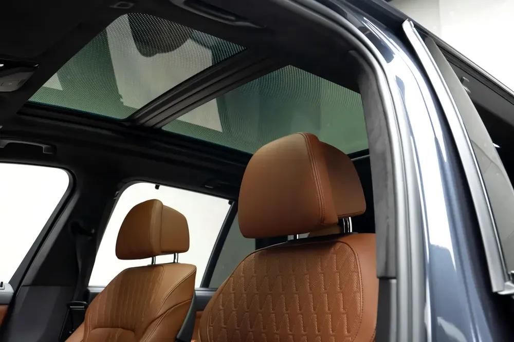 BMW X5 M50i 2021 GCC Specs low mileage - Image 10