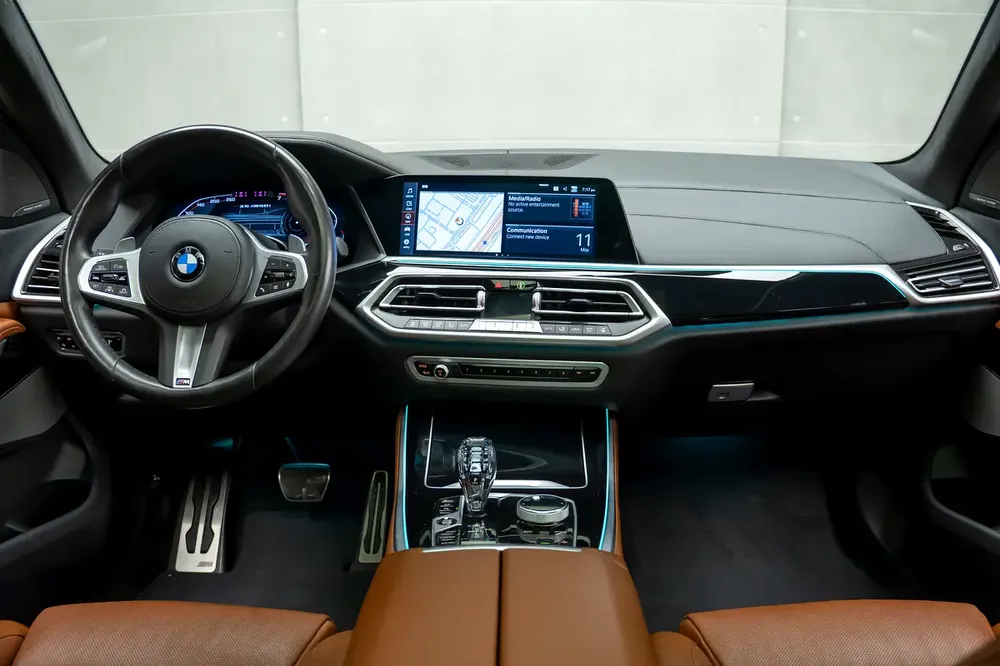 BMW X5 M50i 2021 GCC Specs low mileage - Image 12