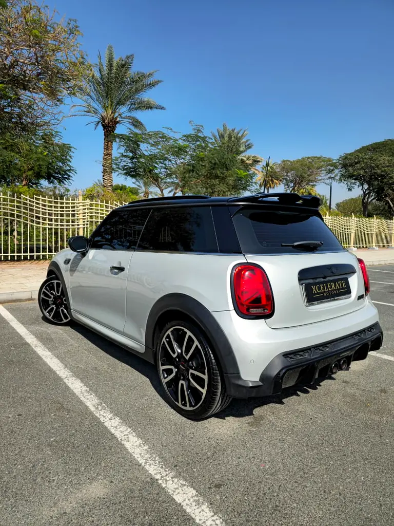 2022 Mini Cooper S JCW Kit | 2.0L I4 | 192 HP | 60,750 KM | Service Contract - Image 7