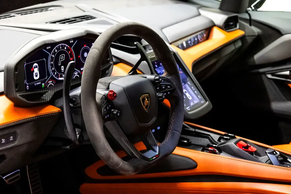 Lamborghini Revuelto - GCC Specs - Warrant Available - Image 19