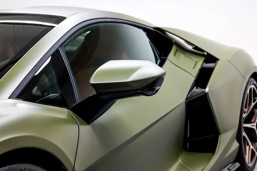 Lamborghini Revuelto - GCC Specs - Warrant Available - Image 20