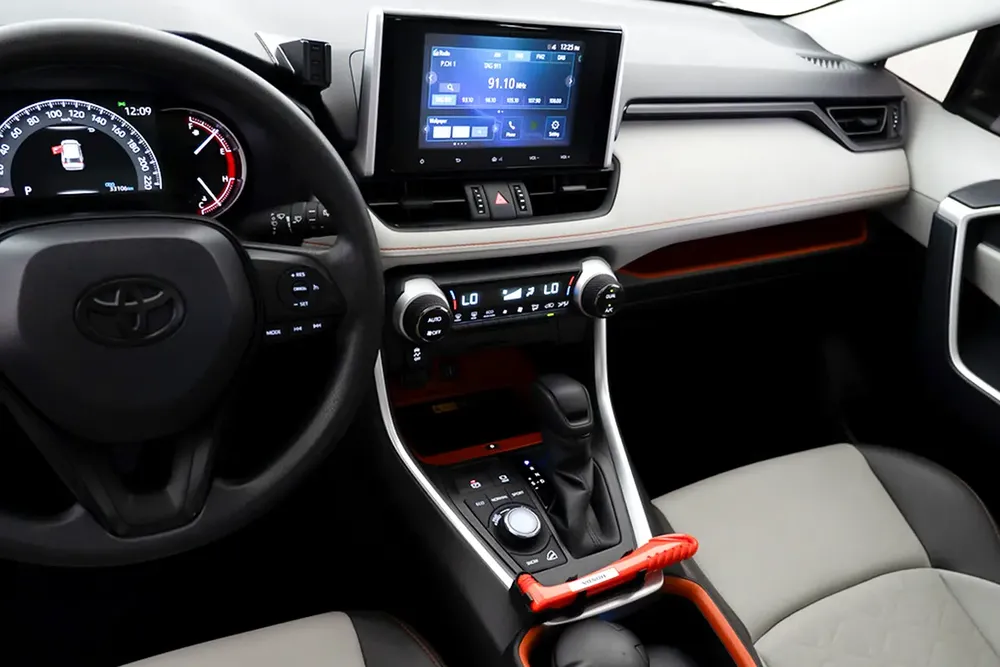 2,970 60 month’s | 0% DP | 2025 Toyota 4 Rav Adventure 4WD / Toyota Warranty & Service Contract - Image 10