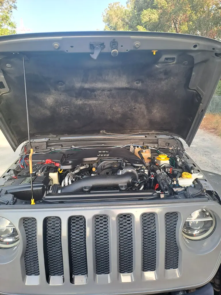 2021 Jeep Wrangler Unlimited Sahara GCC Specs - Pristine Condition V6 No Accident No repaint - Image 9