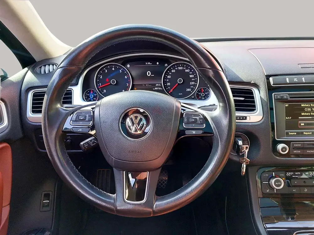 AED 1091/month | 2016 Volkswagen Touareg  | GCC Specs | Ref#440182 - Image 9
