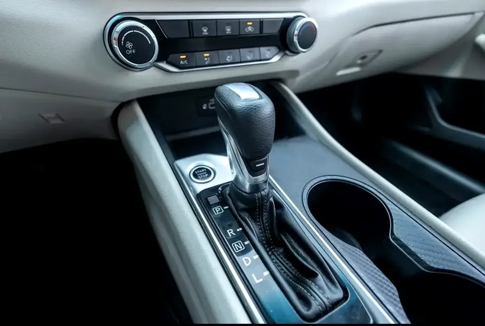 2020 Nissan Altima | Low Mileage | Excellent Condition | Original Paint - Image 14
