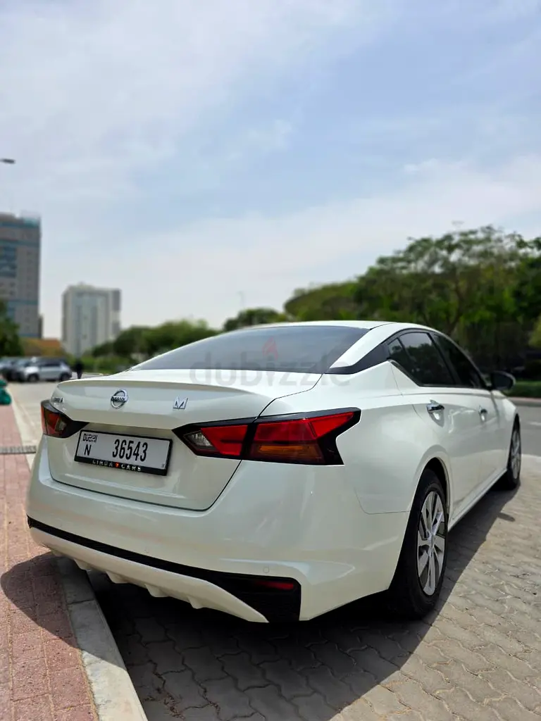 2020 Nissan Altima | Low Mileage | Excellent Condition | Original Paint - Image 8